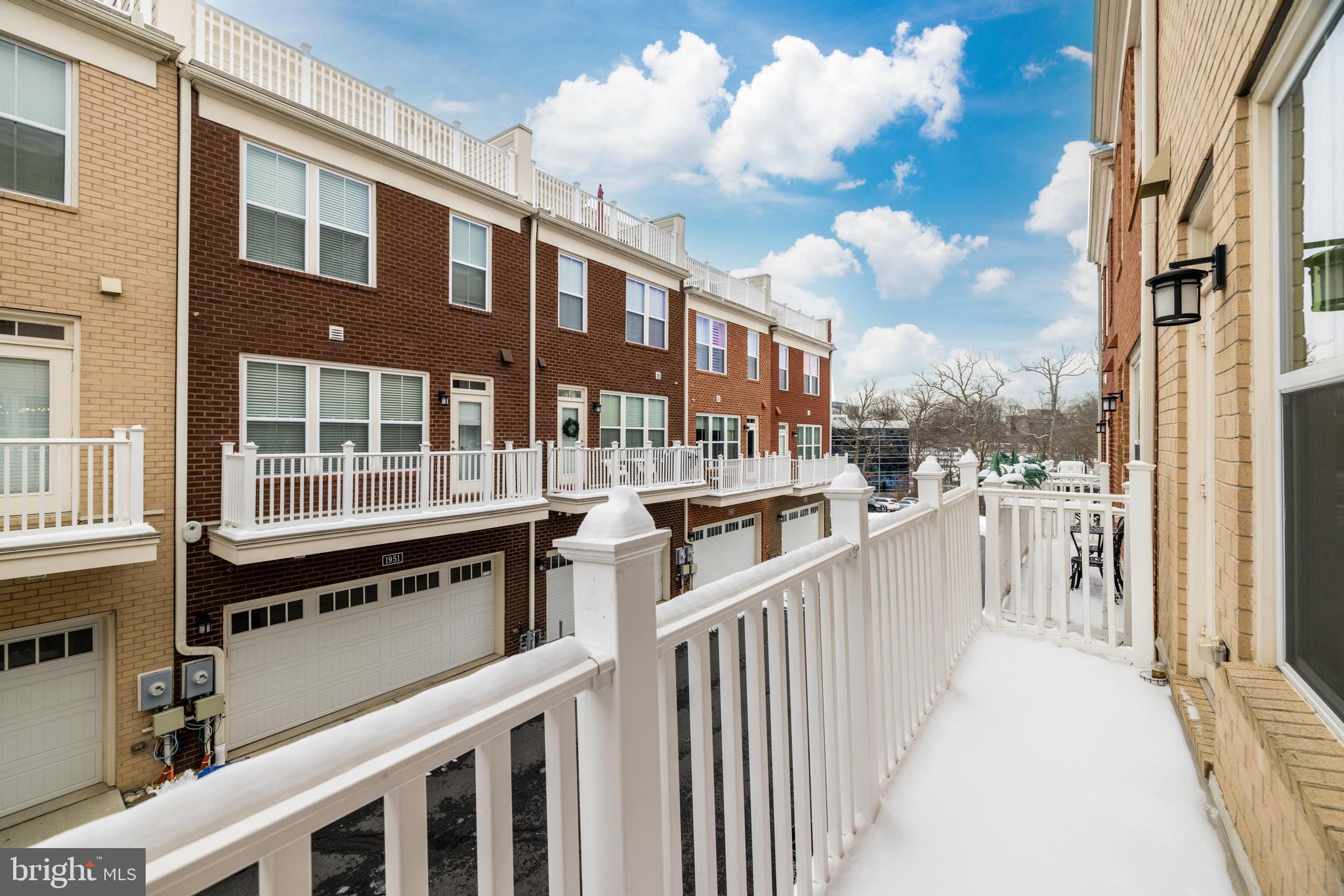 11690 Sunrise Square Place Reston, VA 20191 - Photo 61 of 75 Gallery Image 61