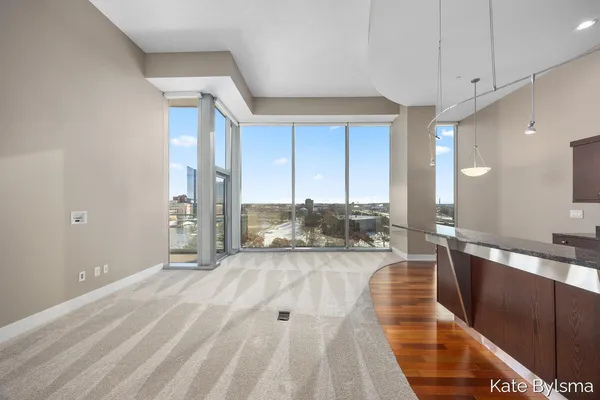 $2,650 | 335 Bridge Street Northwest, Unit 602, Grand Rapids, MI 49504