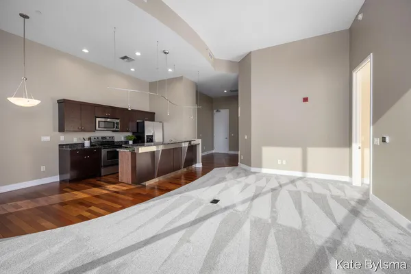 $2,650 | 335 Bridge Street Northwest, Unit 602, Grand Rapids, MI 49504