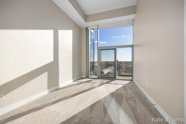 $2,850 | 335 Bridge Street Northwest, Unit 602, Grand Rapids, MI 49504