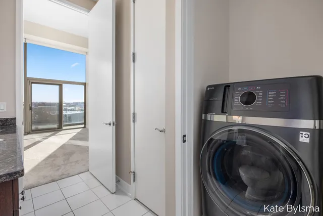 $2,850 | 335 Bridge Street Northwest, Unit 602, Grand Rapids, MI 49504