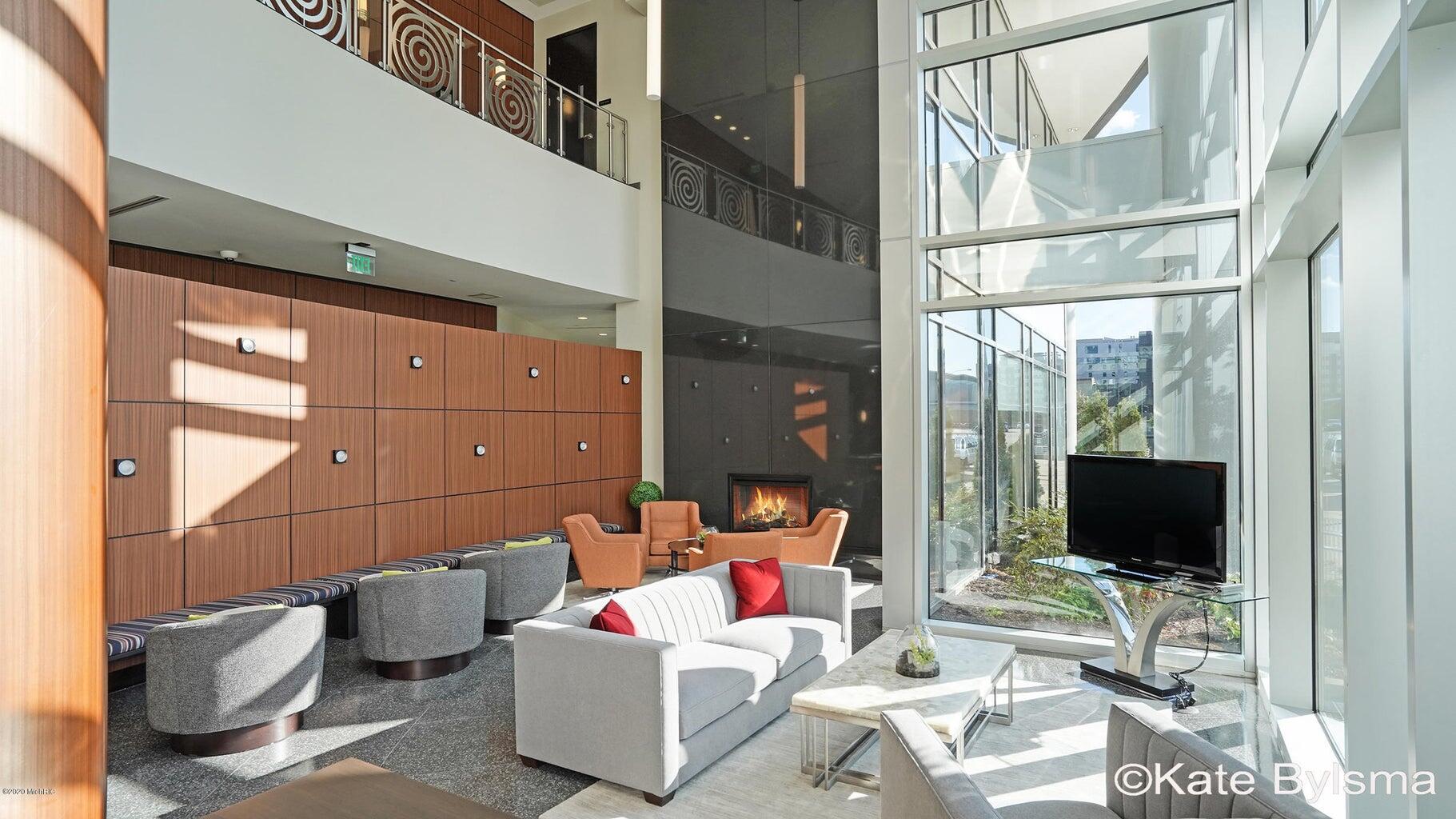 335 Bridge Street Northwest, Unit 602 Grand Rapids, MI 49504 - Photo 4 of 35 20241029014440612504000000-o