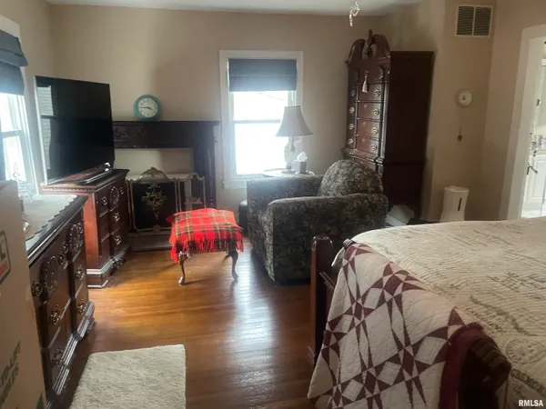 $175,000 | 629 South Randolph Street, Macomb, IL 61455