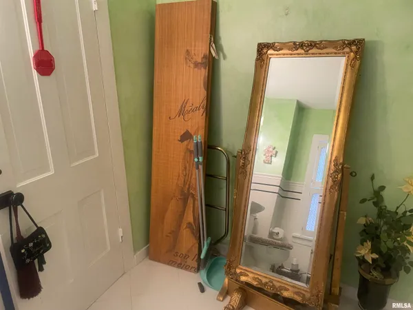 $175,000 | 629 South Randolph Street, Macomb, IL 61455