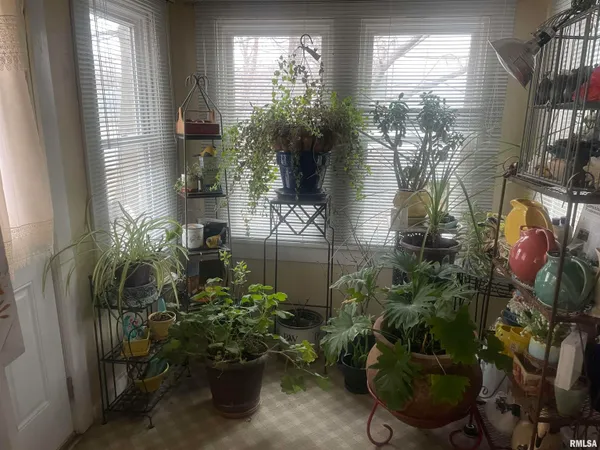 $175,000 | 629 South Randolph Street, Macomb, IL 61455