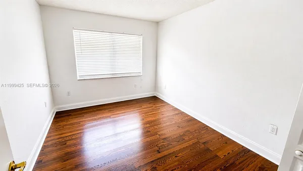 $2,300 | 4255 North University Drive, Unit 308, Sunrise, FL 33351