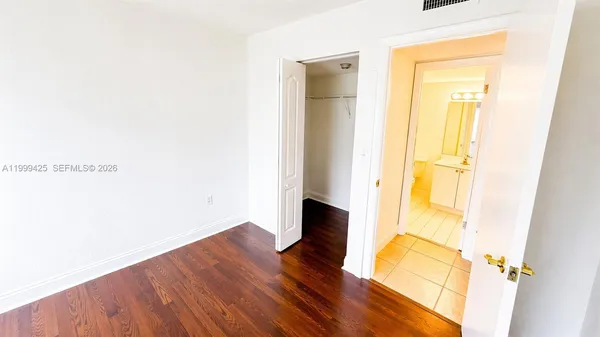 $2,300 | 4255 North University Drive, Unit 308, Sunrise, FL 33351