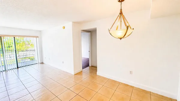 $2,300 | 4255 North University Drive, Unit 308, Sunrise, FL 33351