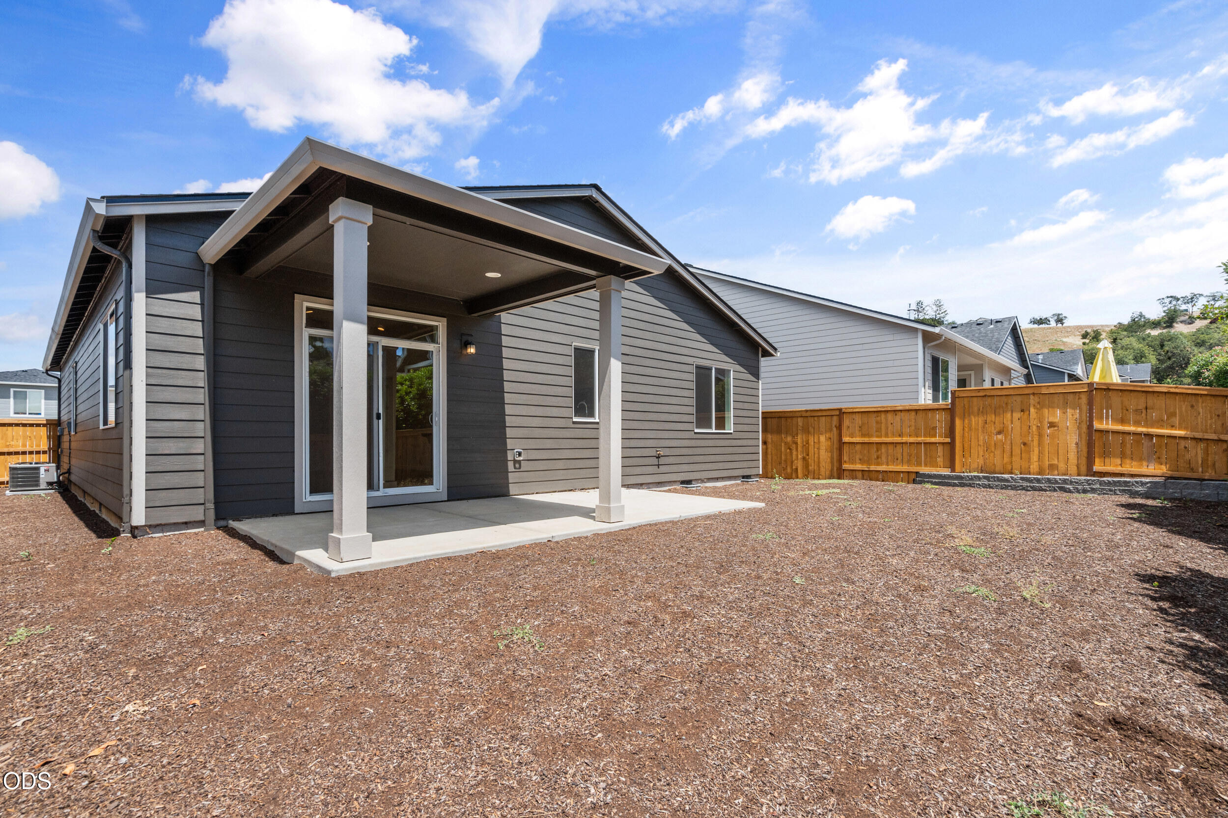 136 Valemont Drive, Unit 13 Eagle Point, OR 97524 - Photo 29 of 31