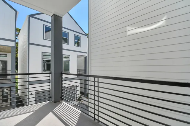 $2,400 | 420 Janisch Road, Unit B, Houston, TX 77018