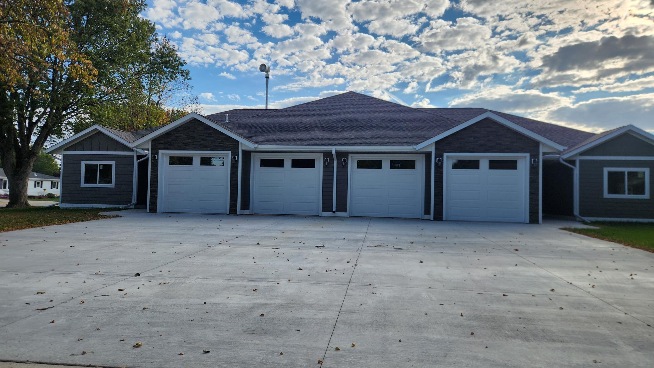 901 7th Avenue Southwest Pipestone, MN 56164 - Photo 3 of 24