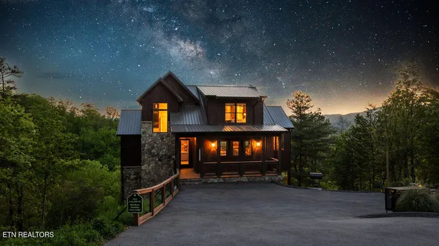 $1,600,000 | 5033 Long Rifle Road, Walland, TN 37886