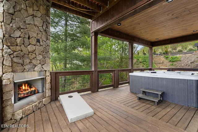 $1,600,000 | 5033 Long Rifle Road, Walland, TN 37886