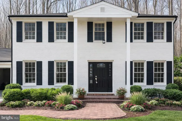 $1,200,000 | 12136 Westwood Hills Drive, Herndon, VA 20171