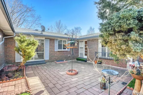 $459,500 | 7453 West Cedar Circle, Lakewood, CO 80226