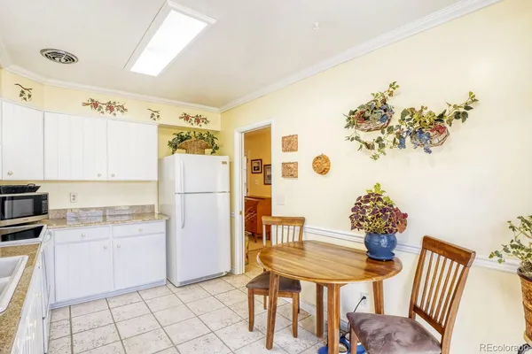 $459,500 | 7453 West Cedar Circle, Lakewood, CO 80226