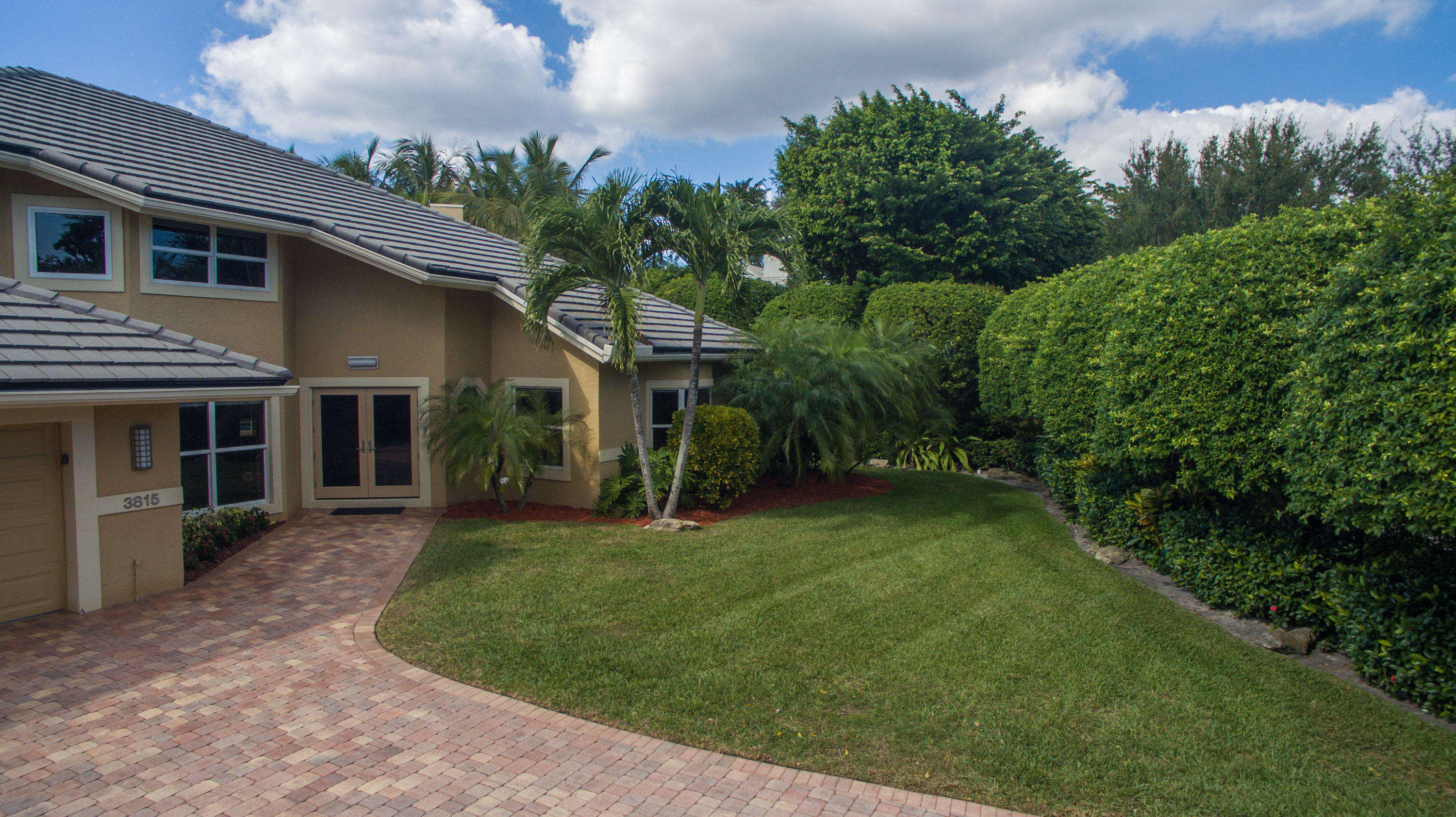 3815 Kings Way Boca Raton, FL 33434 - Photo 42 of 45 Aerial