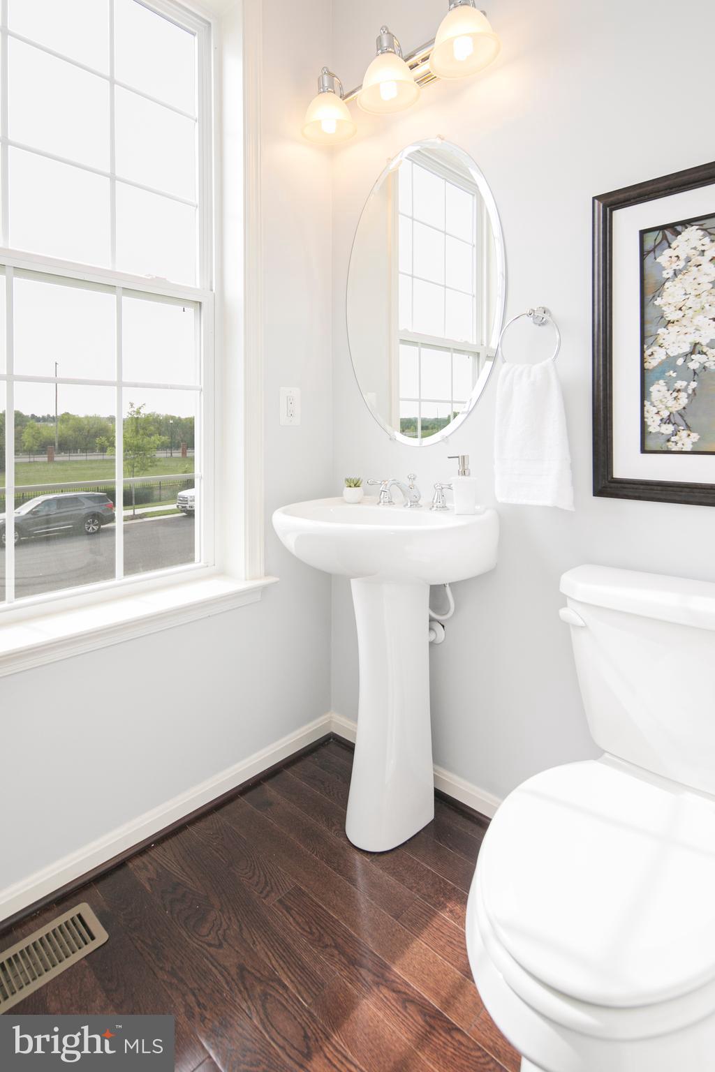 717 Holden Road Frederick, MD 21701 - Photo 12 of 40 Main level powder room