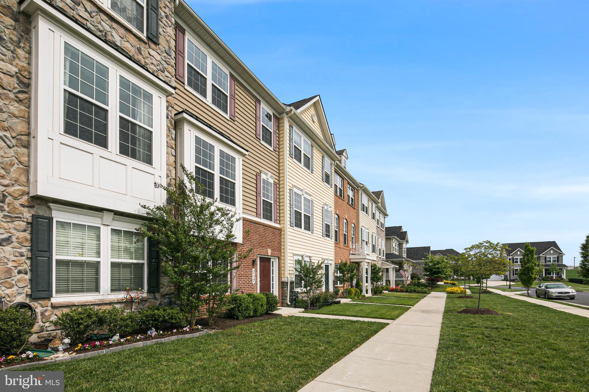 717 Holden Road Frederick, MD 21701 - Photo 3 of 40 Newer Construction for low hassle!