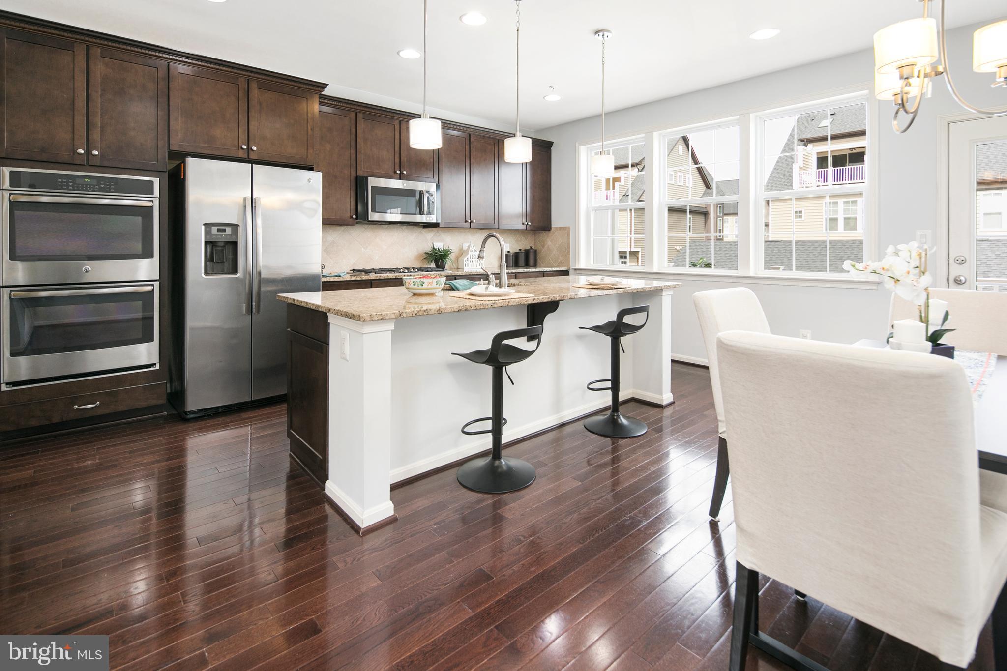 717 Holden Road Frederick, MD 21701 - Photo 6 of 40 Gourmet Kitchen
