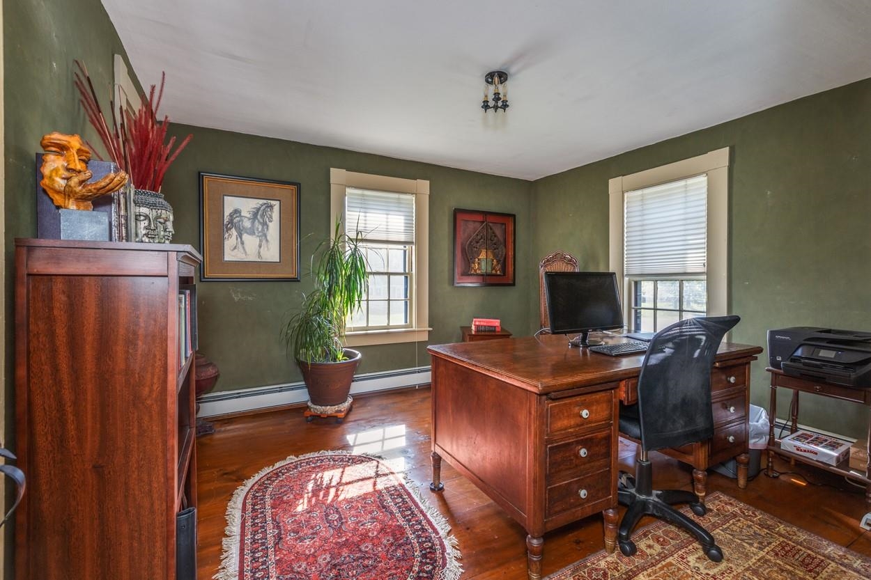 8 Miltimore Road Derry, NH 03038 - Photo 18 of 40