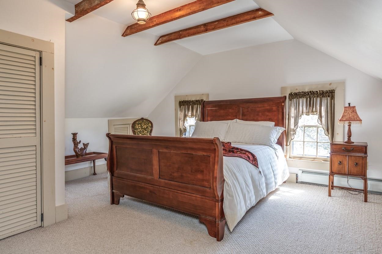 8 Miltimore Road Derry, NH 03038 - Photo 22 of 40