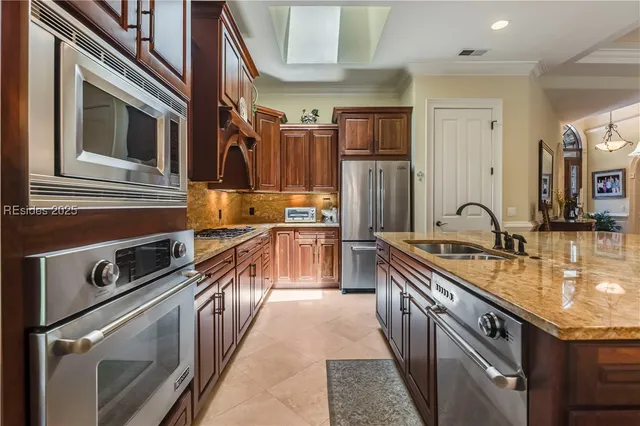 $995,000 | 1 Manchester Court, Bluffton, SC 29910