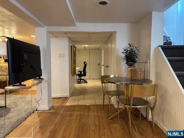 $2,100 | 549 Oregon Avenue, Unit LOWER LEVEL, Cliffside Park, NJ 07010