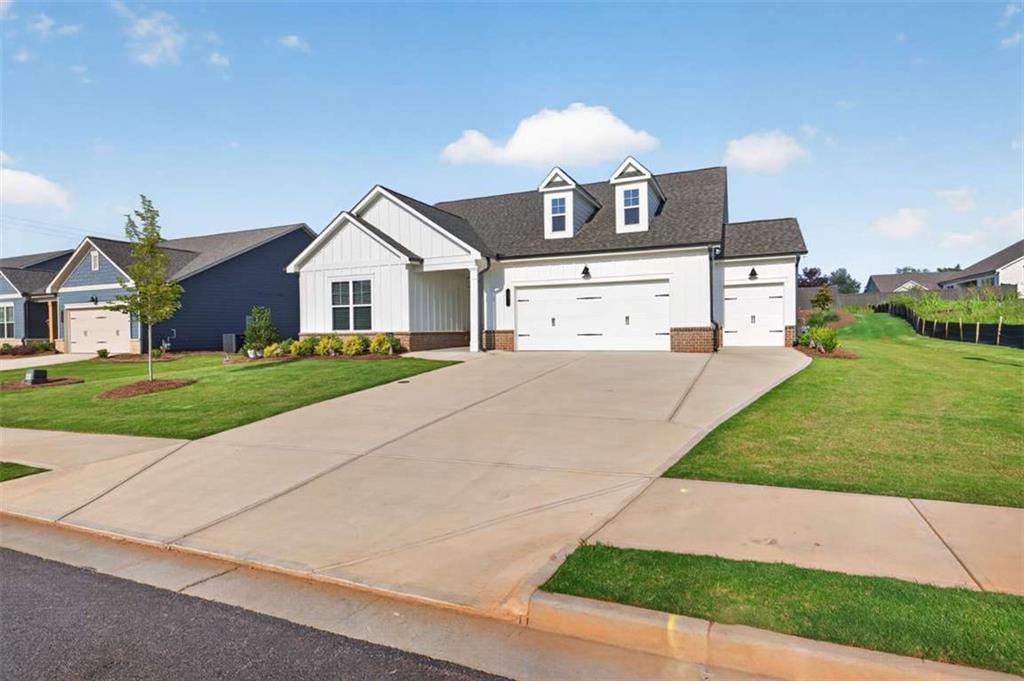 134 Oakdale Road Jefferson, GA 30549 - Photo 41 of 56