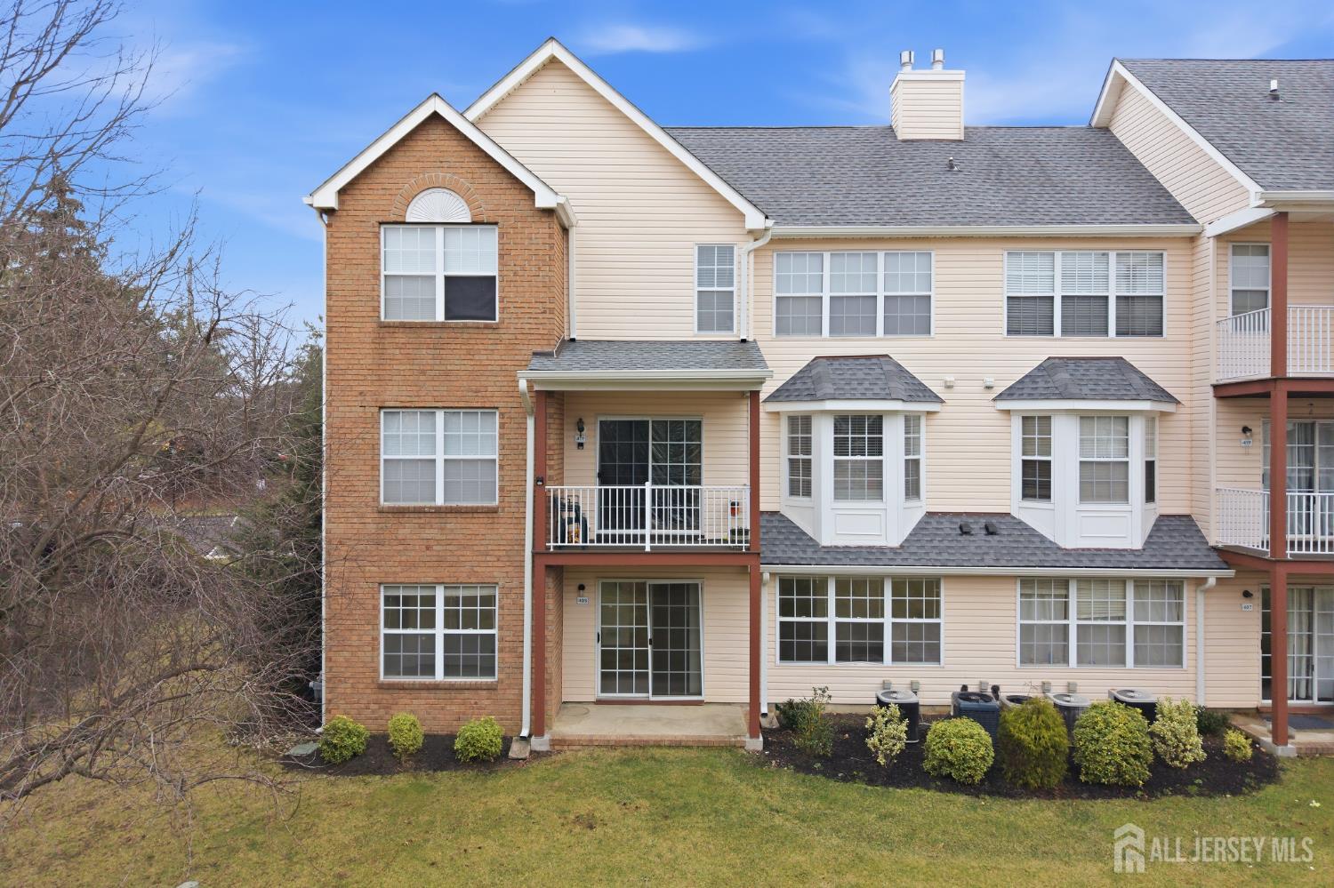 405 Plymouth Road North Brunswick, NJ 08902 - Photo 1 of 26