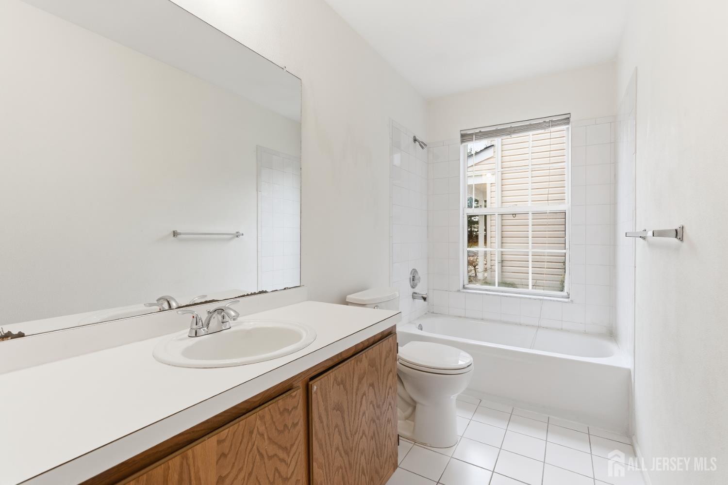 405 Plymouth Road North Brunswick, NJ 08902 - Photo 21 of 26