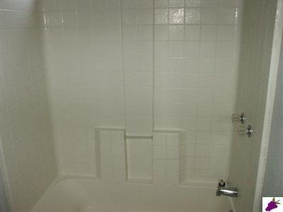8358 South Alta Avenue Reedley, CA 93654 - Photo 10 of 15 TUB/W SHOWER