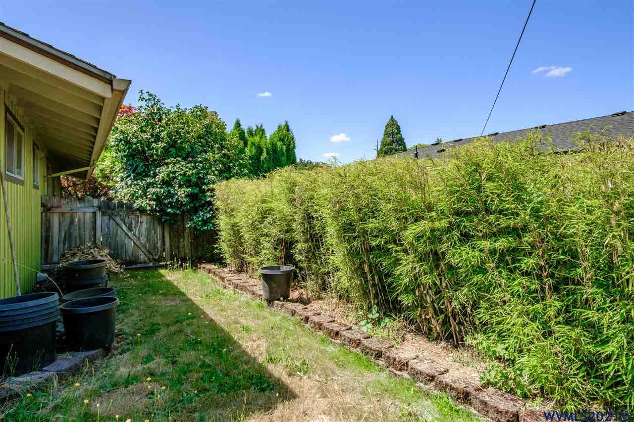 1237 26th Avenue Southwest Albany, OR 97321 - Photo 12 of 42 Gallery Image 12