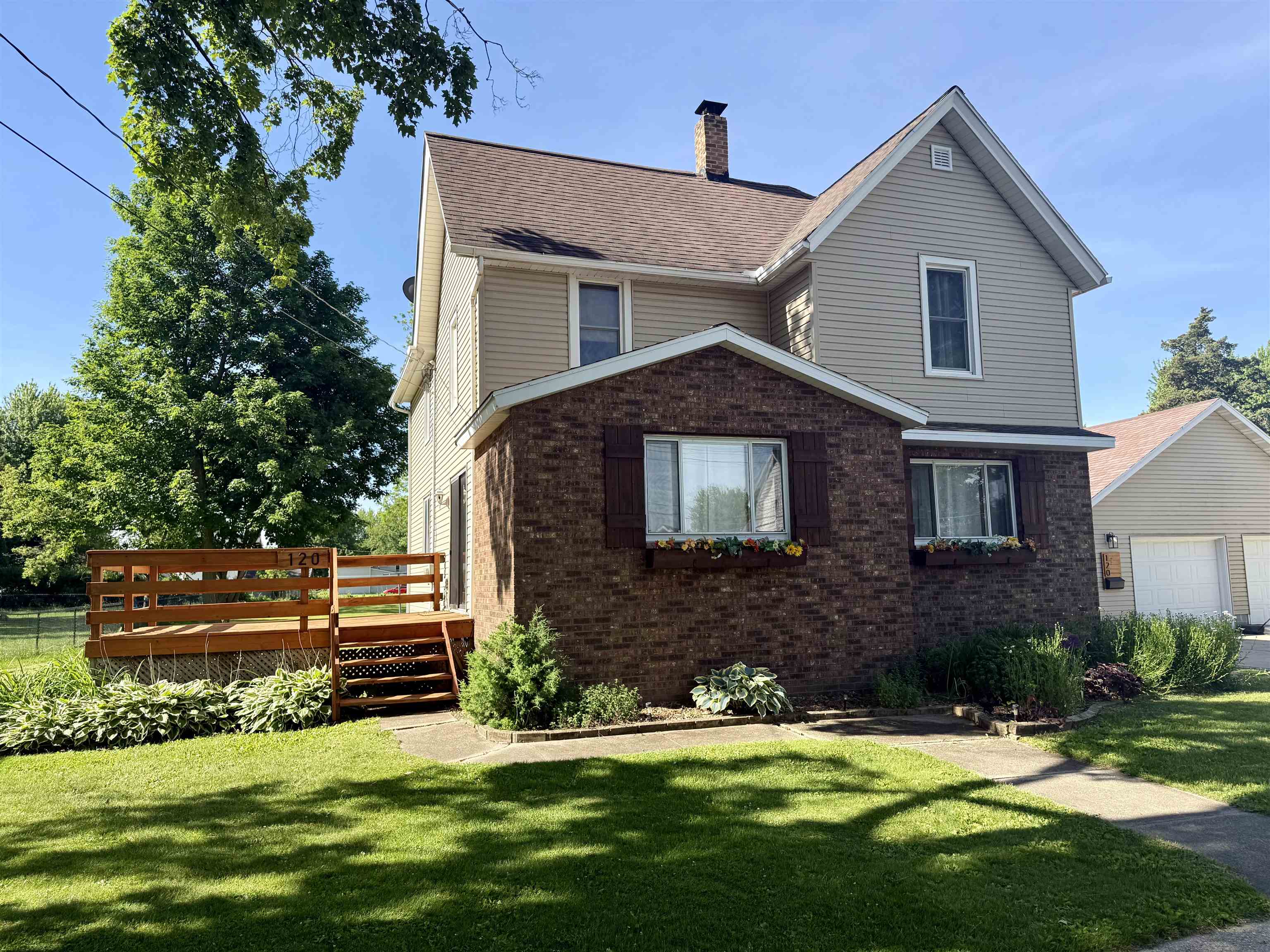 120 Pierce Street Randolph, WI 53956 - Photo 3 of 90