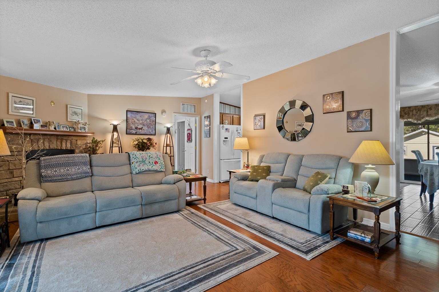 10647 Rte Road Lillian, AL 36549 - Photo 20 of 62 Living Room