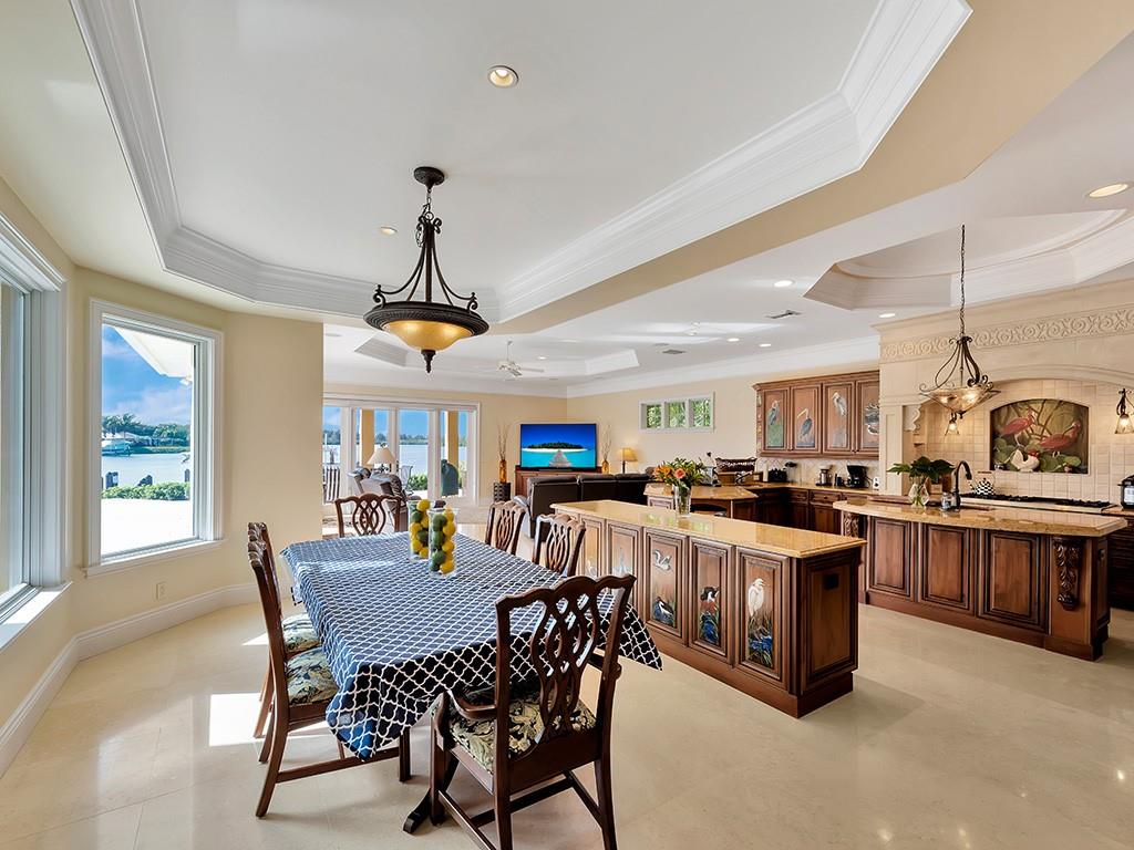 4701 Sunset Drive Vero Beach, FL 32963 - Photo 11 of 36