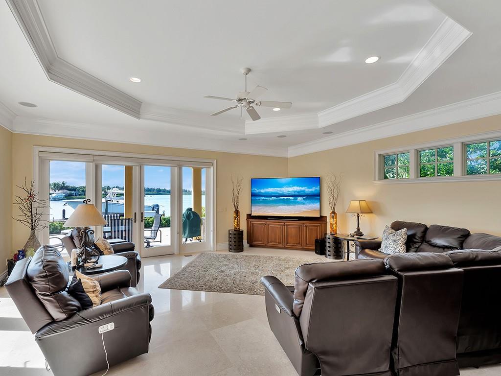 4701 Sunset Drive Vero Beach, FL 32963 - Photo 18 of 36