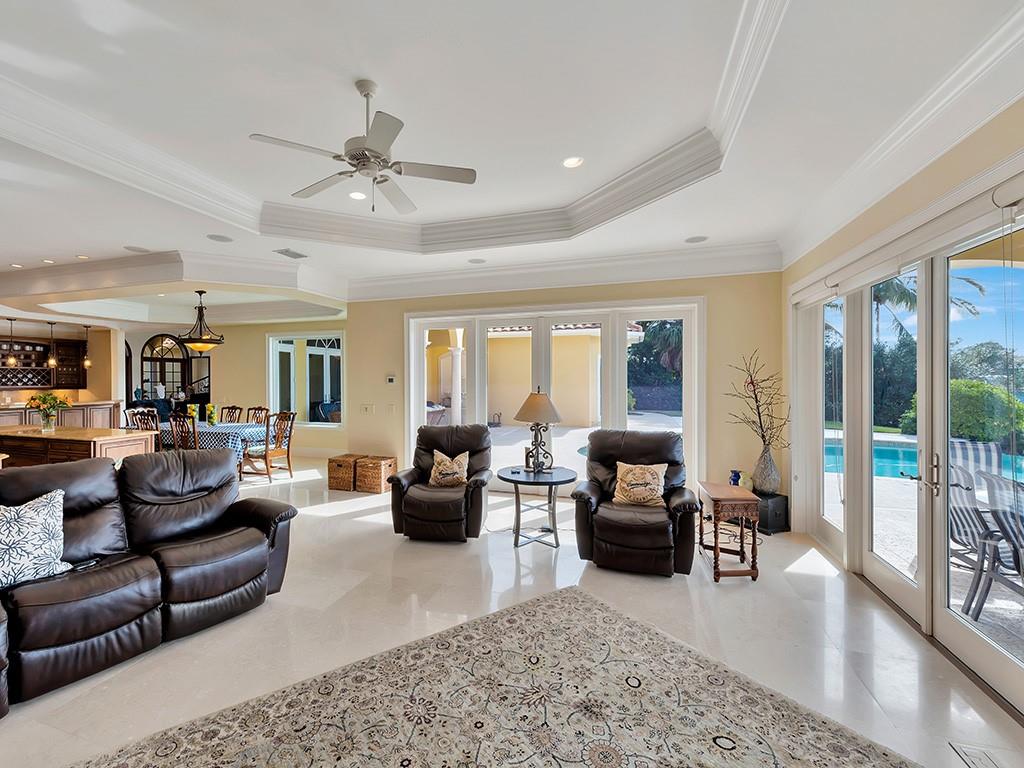 4701 Sunset Drive Vero Beach, FL 32963 - Photo 19 of 36