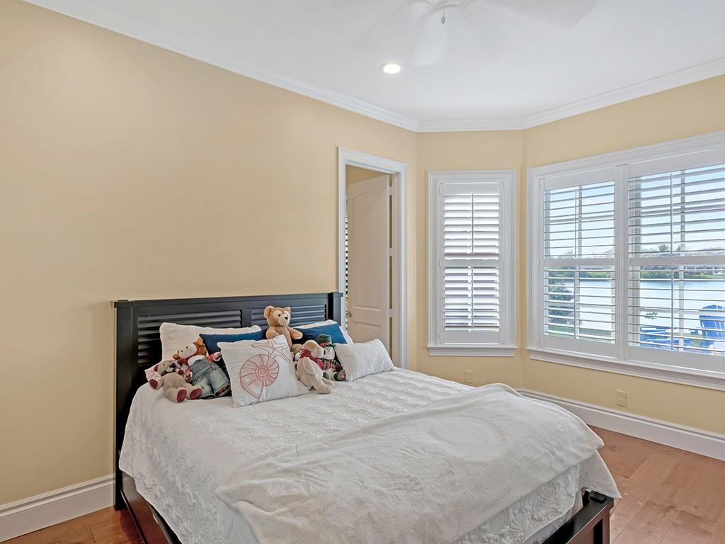 4701 Sunset Drive Vero Beach, FL 32963 - Photo 22 of 36