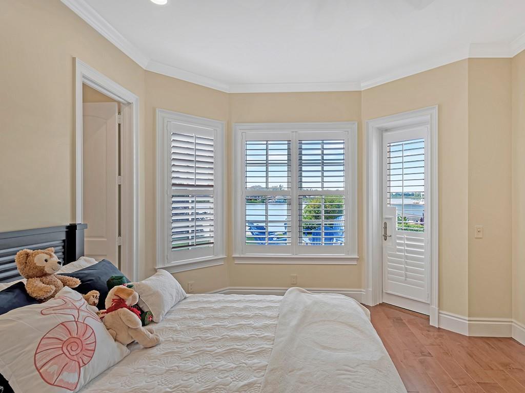 4701 Sunset Drive Vero Beach, FL 32963 - Photo 23 of 36