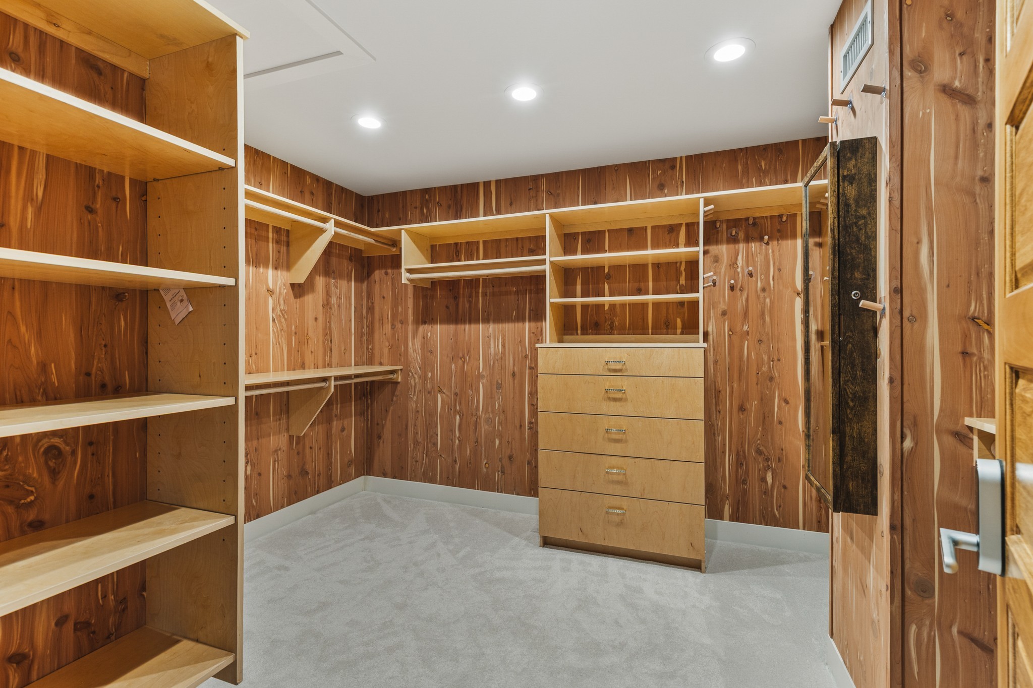 104 Windward Point Hendersonville, TN 37075 - Photo 30 of 49 a view of walk in closet with empty racks