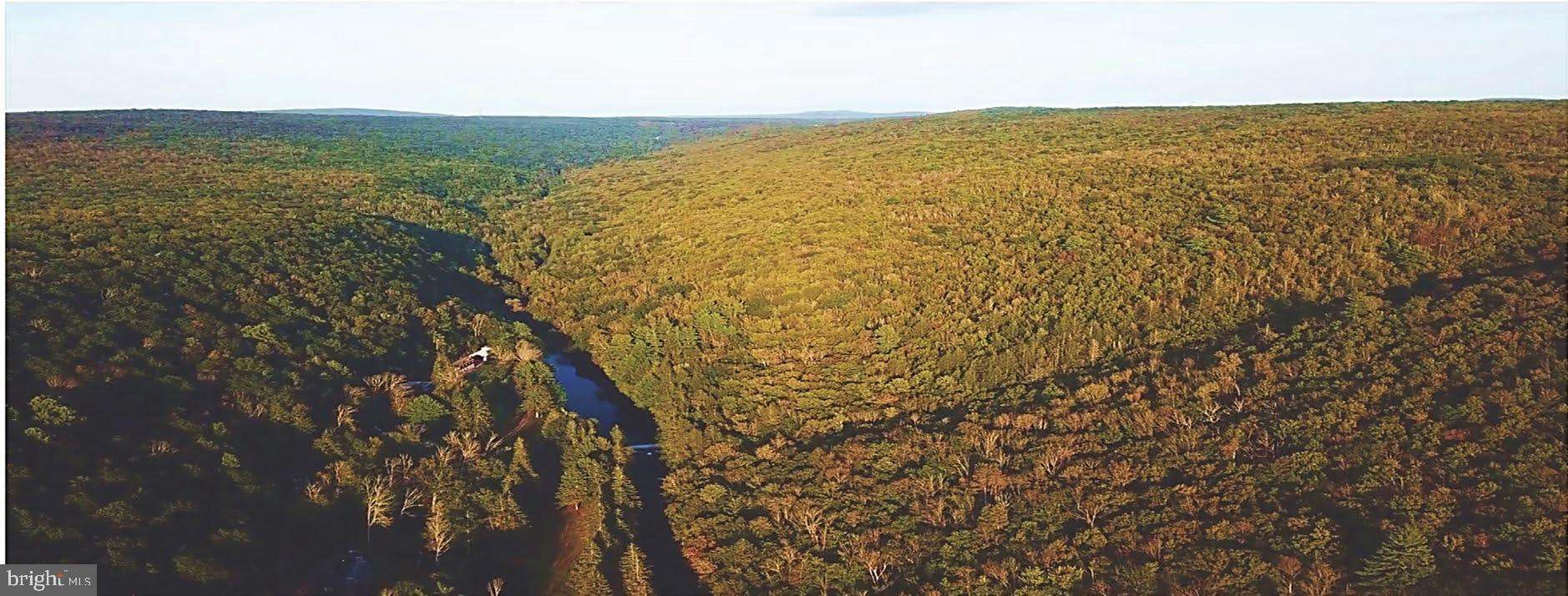 614 Graystones Jeras Road Jim Thorpe, PA 18229 - Photo 3 of 12 a view of an ocean