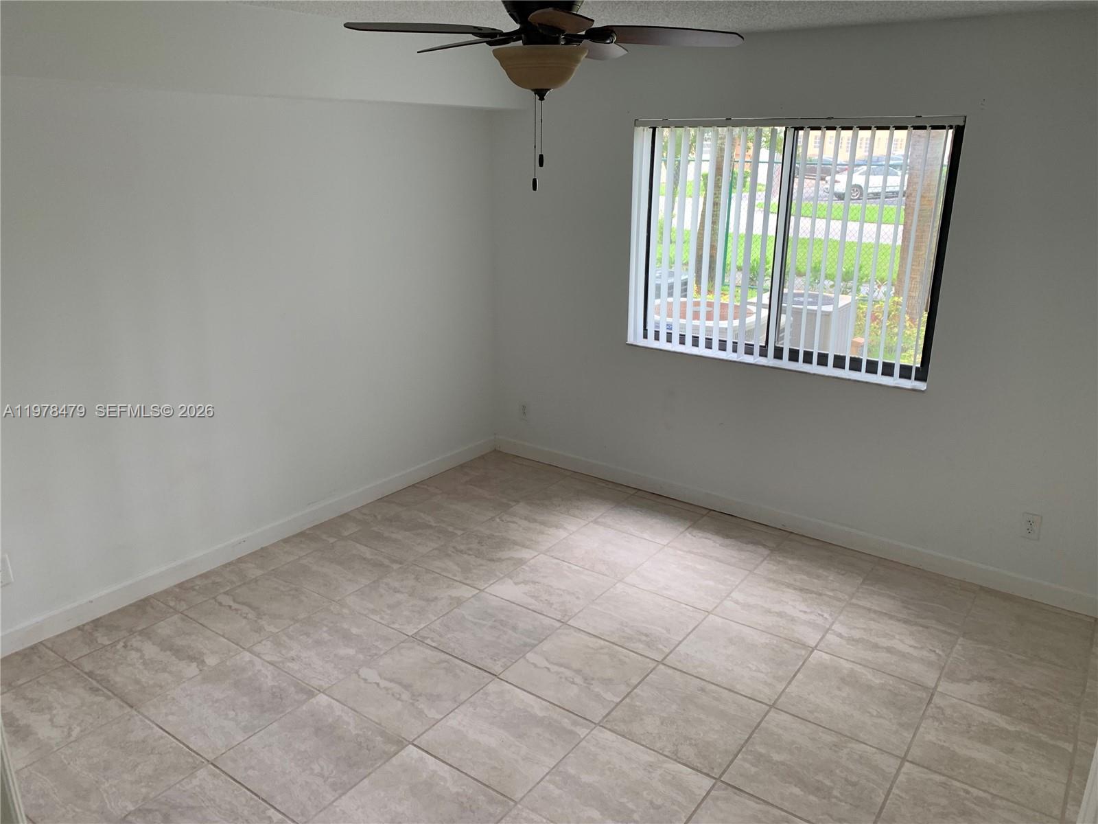570 South Park Road, Unit 136 Hollywood, FL 33021 - Photo 13 of 54