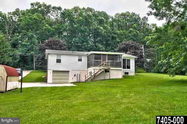 2202 Keeney Road Spring Grove, PA 17362 - Photo 23 of 25 Gallery Image 23
