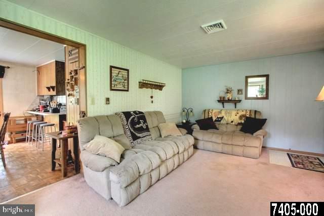 2202 Keeney Road Spring Grove, PA 17362 - Photo 6 of 25 Gallery Image 6