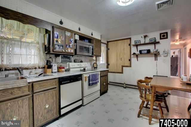 2202 Keeney Road Spring Grove, PA 17362 - Photo 9 of 25 Gallery Image 9