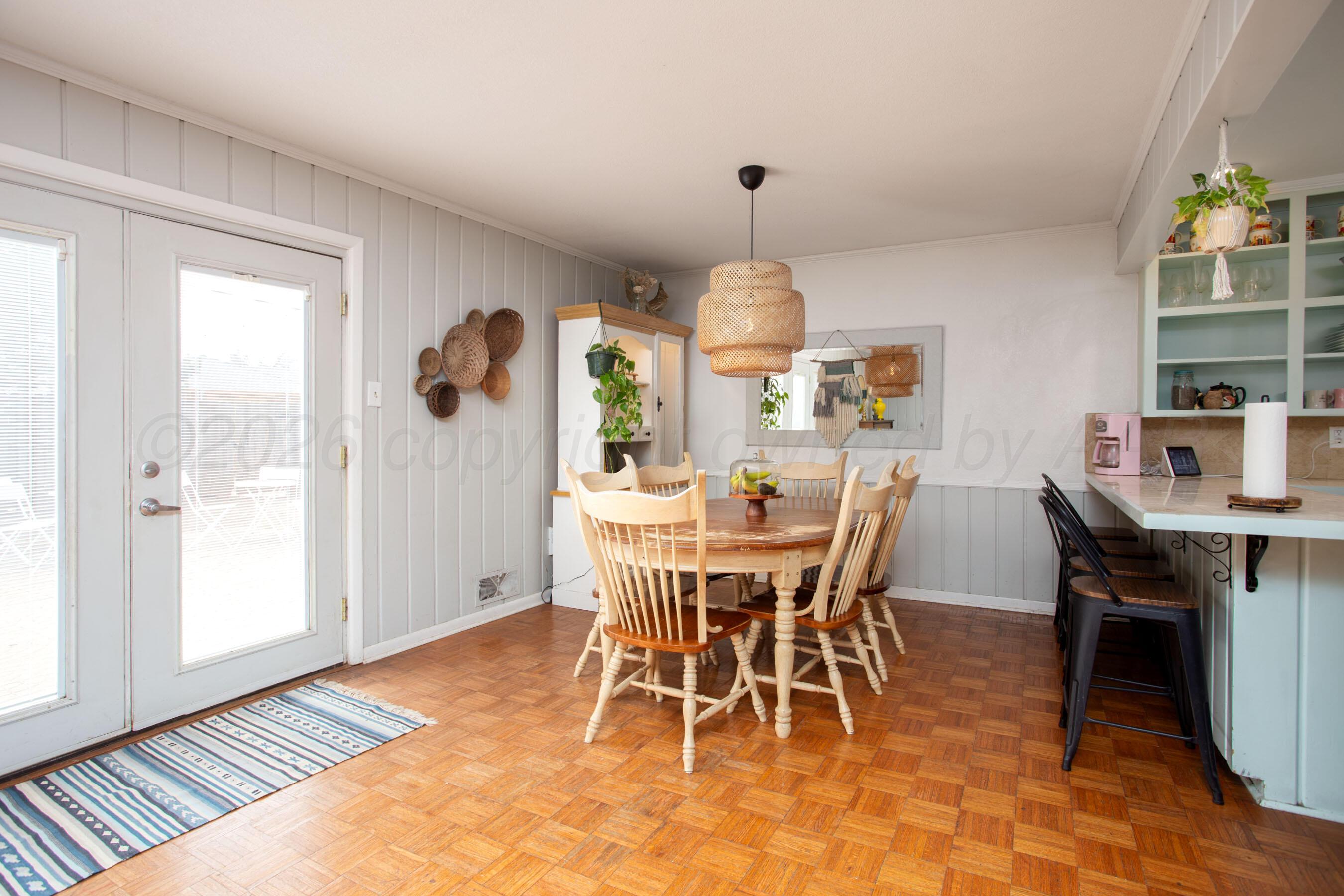 2613 Mockingbird Lane Amarillo, TX 79109 - Photo 8 of 29 Dining