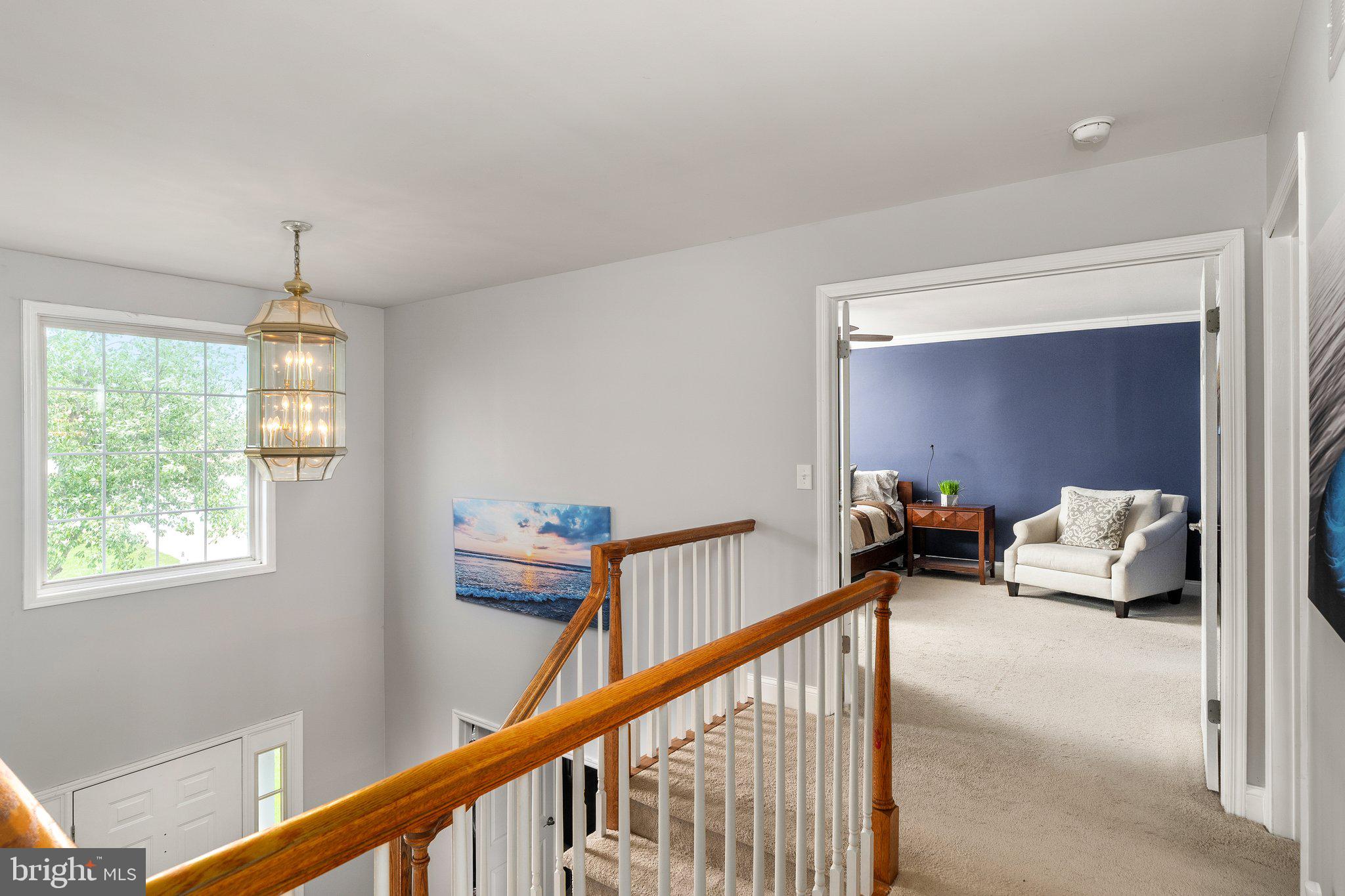 27 Andover Way Hamilton, NJ 08610 - Photo 15 of 30 Elegant 2 story foyer