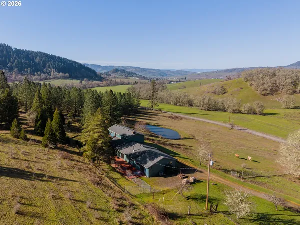$747,000 | 481 Strader Road, Roseburg, OR 97470