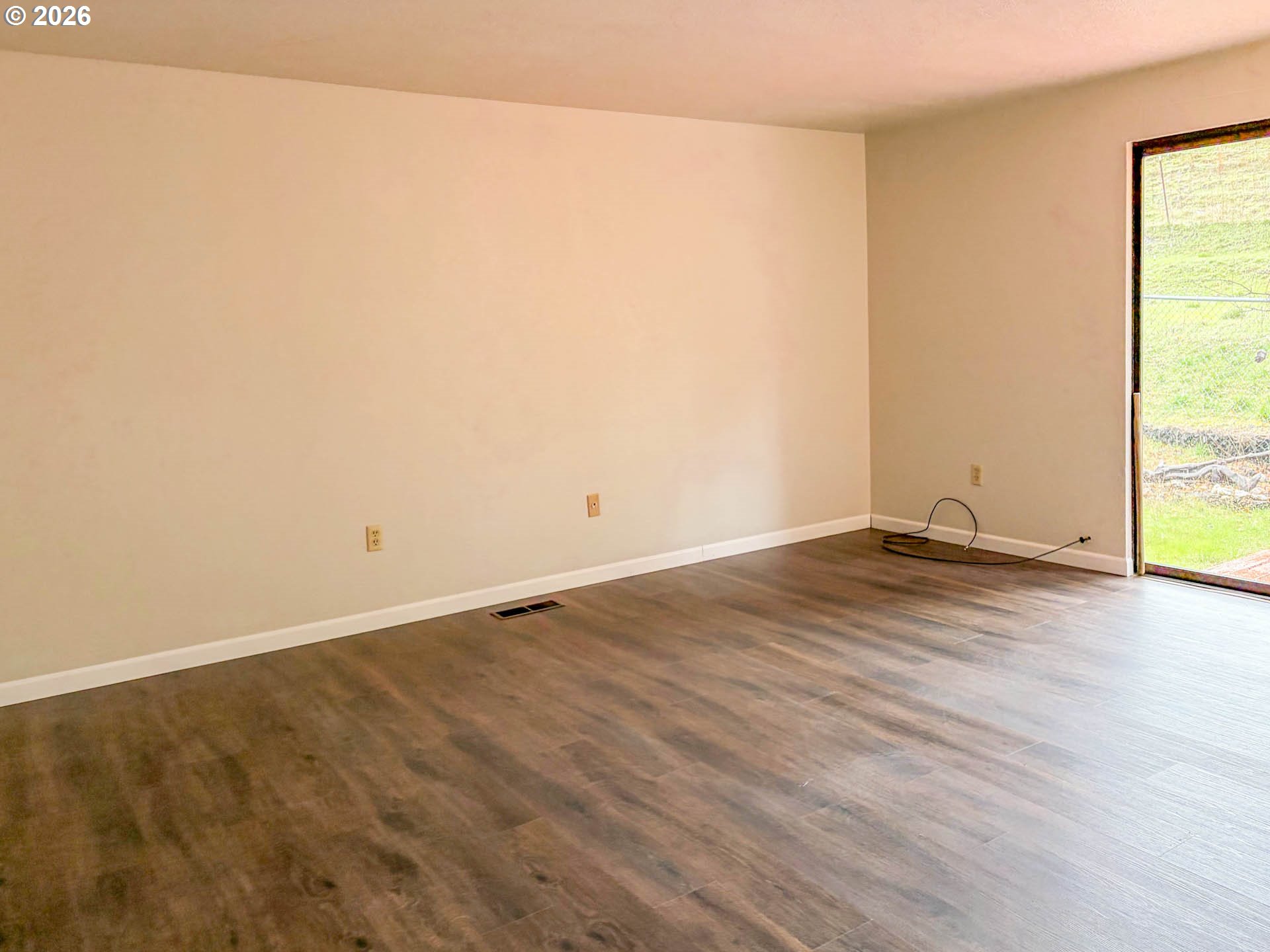 481 Strader Road Roseburg, OR 97470 - Photo 14 of 48